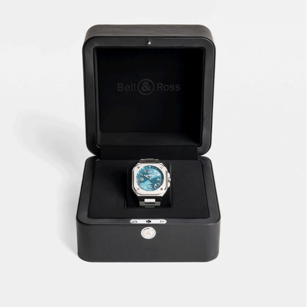 Montre Bell & Ross BR 05 GMT Sky Blue automatique cadran bleu bracelet acier 41 mm