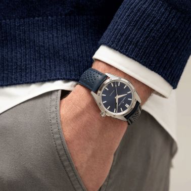 Montre Hamilton Jazzmaster Performer automatique cadran bleu bracelet cuir bleu 38 mm H36215640