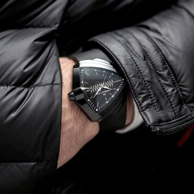 Hamilton Ventura XXL Bright PVD black quartz watch black dial rubber strap 52 x 47.6 mm