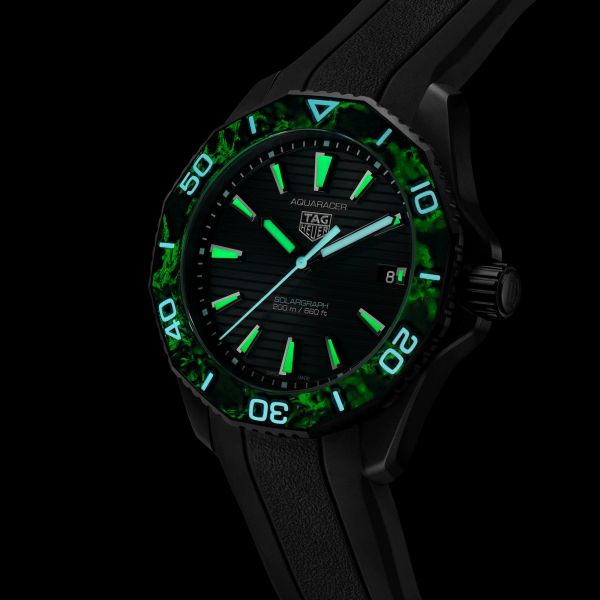Montre TAG Heuer Aquaracer Professional 200 Solargraph solaire cadran noir bracelet caoutchouc noir 40 mm WBP1112.FT6199