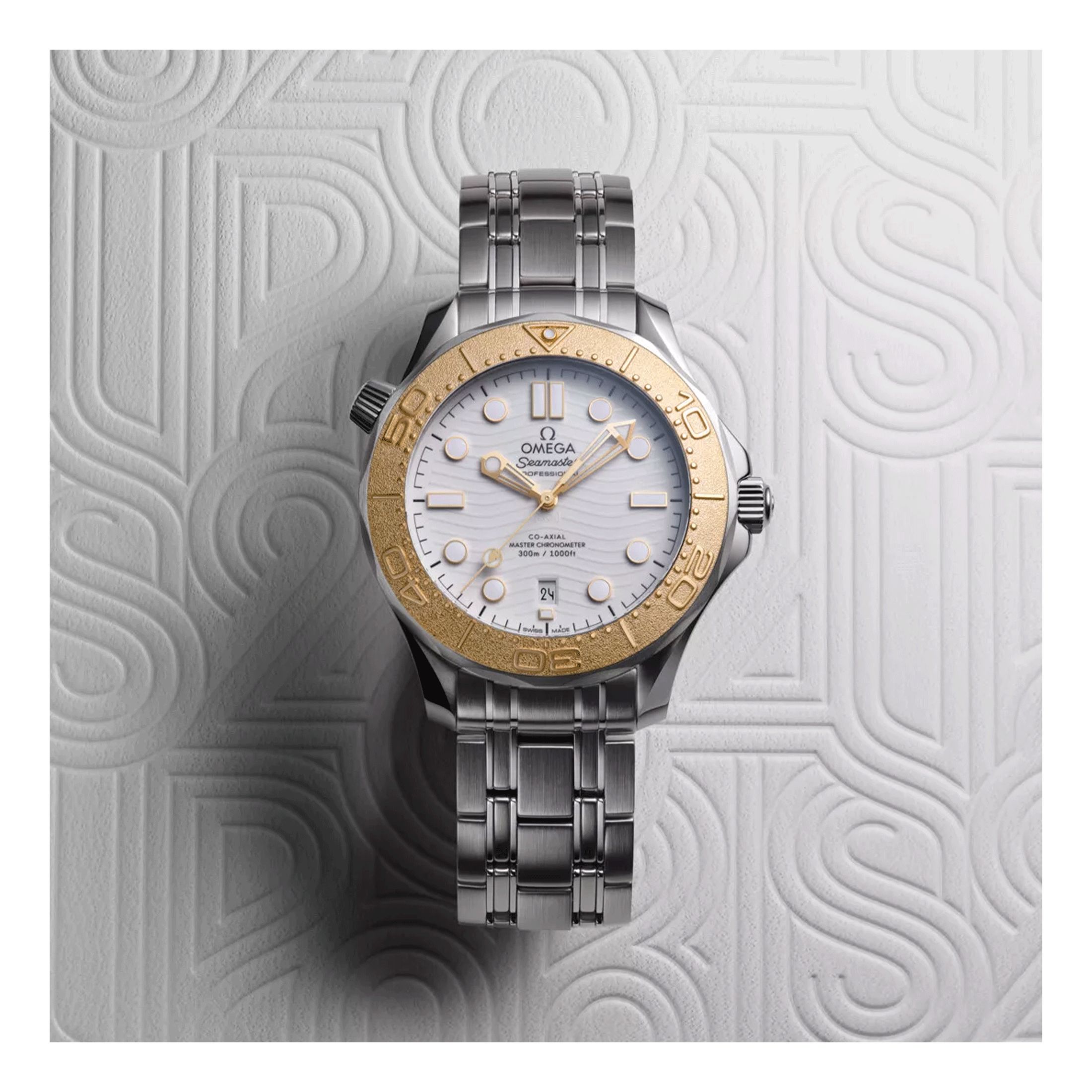 Master Chronometer Seamaster 300 White BNIB Omega Seamaster 300M