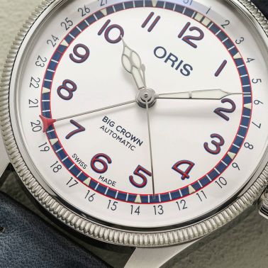 Montre Oris Big Crown Pointer Date Hank Aaron automatique cadran blanc bracelet cuir 40 mm