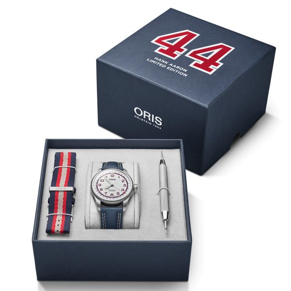Montre Oris Big Crown Pointer Date Hank Aaron automatique cadran blanc bracelet cuir 40 mm