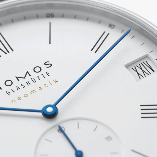 Nomos Ludwig Neomatik automatic watch white dial black leather strap 41 mm 262