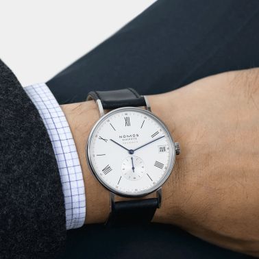 Nomos Ludwig Neomatik automatic watch white dial black leather strap 41 mm 262