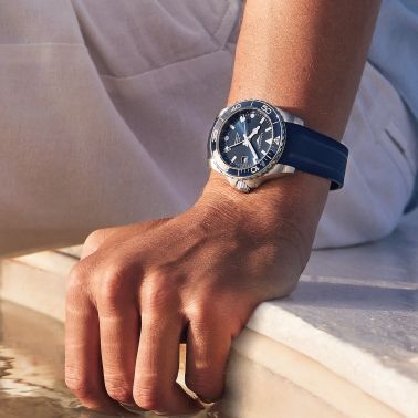Longines Hydroconquest GMT automatic watch blue dial blue rubber strap 41 mm