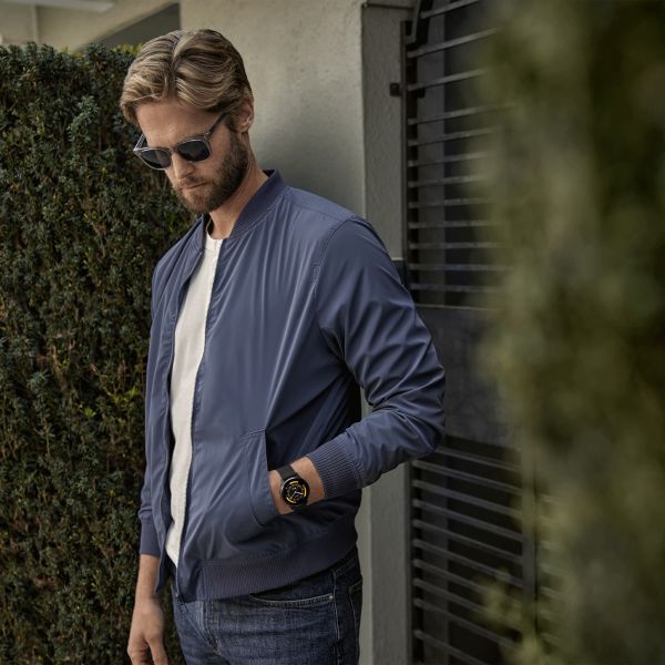 Garmin Venu 3 Gray black silicone strap 45 mm