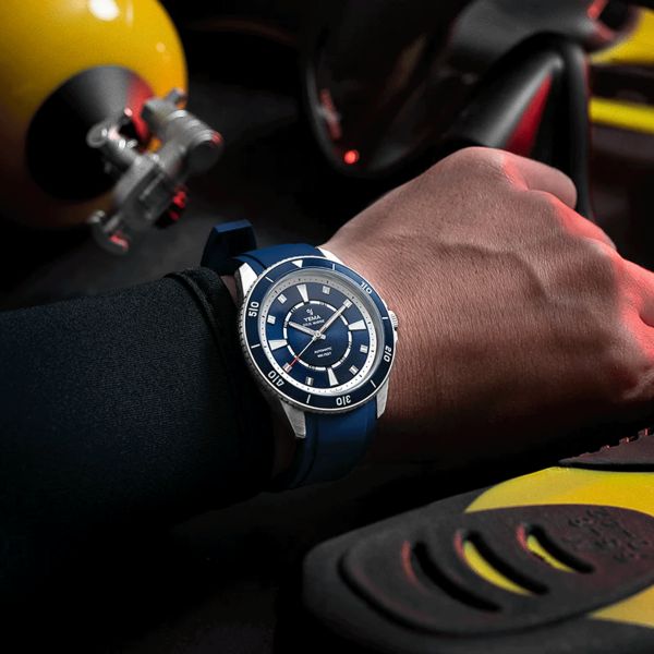 Yema Sous-Marine automatic watch blue dial blue rubber strap 40,5 mm YSMA23G-GGRBS