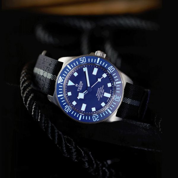 Tudor Pelagos FXD Marine Nationale automatic watch blue dial blue fabric bracelet 42 mm M25707B/24-0001