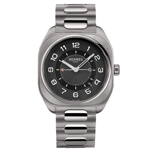 HERMÈS H08 automatic watch black dial titanium bracelet 42 mm