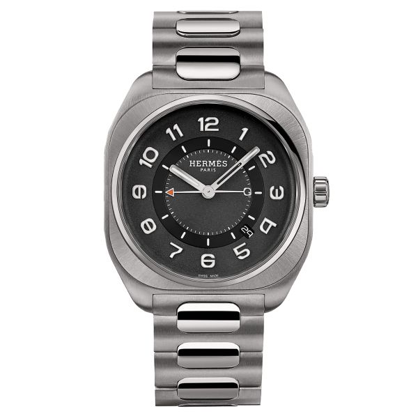 Montre HERMÈS H08 automatique cadran noir bracelet titane 42 mm W049427WW00