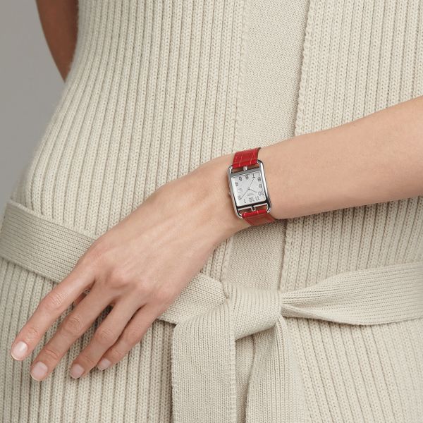 Montre HERMÈS Cape Cod Grand Modèle quartz cadran argenté bracelet cuir taupe 37 mm W043640WW00
