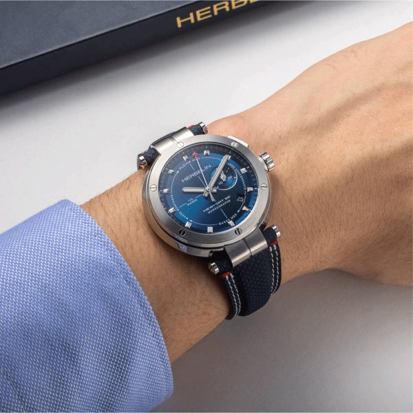 Michel Herbelin Newport Héritage Chrono quartz blue dial leather and fabric strap 42 mm