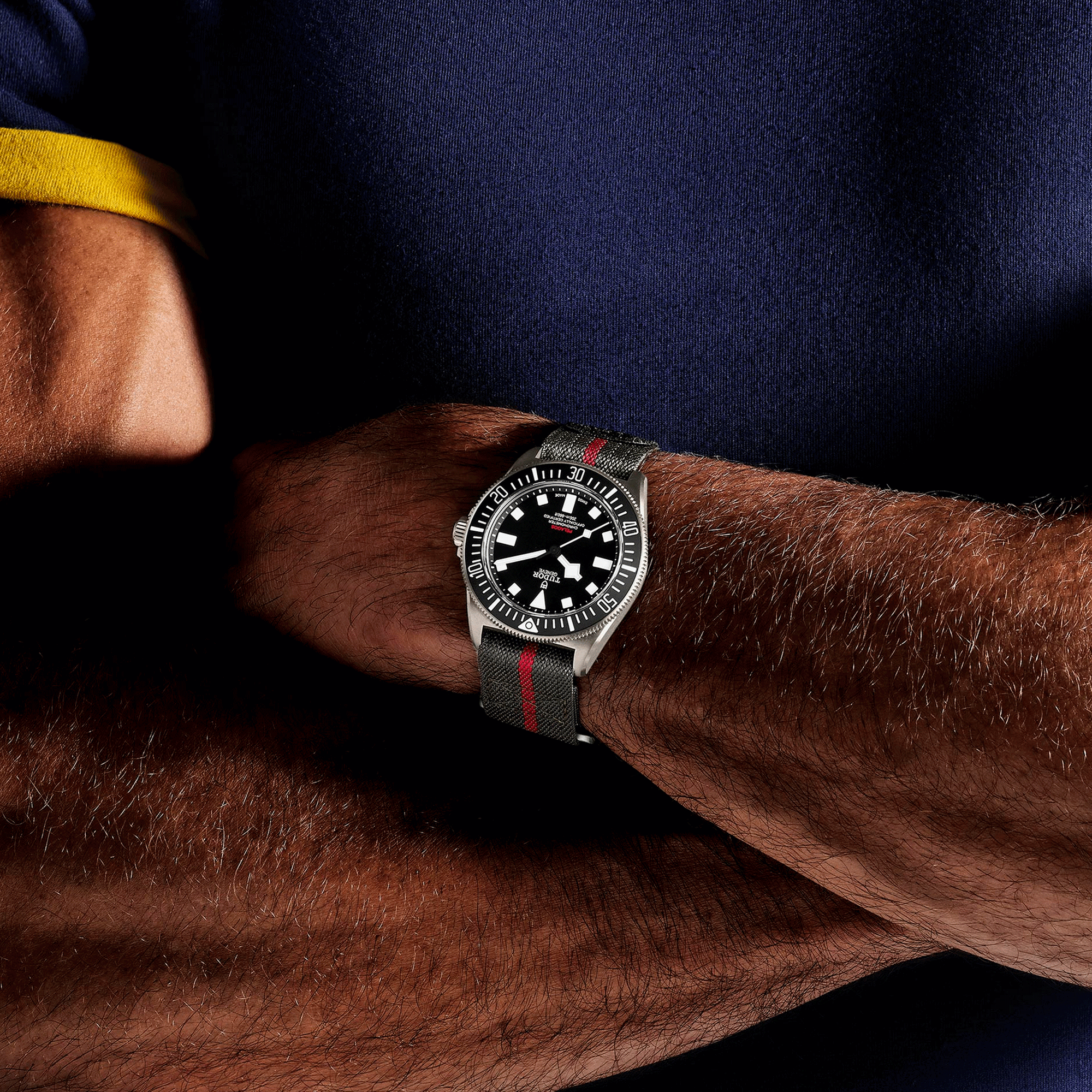 Tudor Pelagos FXD automatic watch black dial green and red fabric strap 42 mm