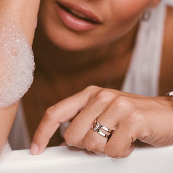 So Shocking Origine Ring white gold and diamonds