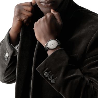 Montre Longines Elegance automatique index diamants cadran argenté bracelet cuir noir 41 mm