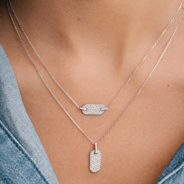 So Shocking Singulière horizontal Necklace white gold and diamonds