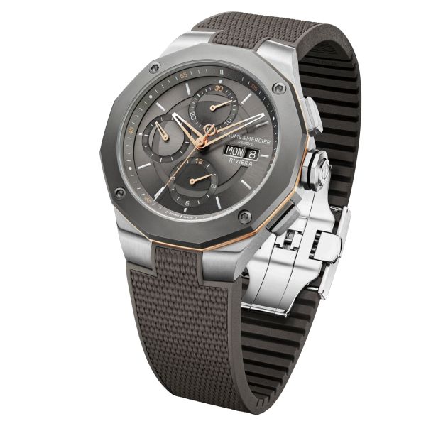 Montre Baume et Mercier Riviera automatique cadran gris bracelet caoutchouc gris 43 mm 10722