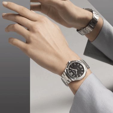 Montre Baume et Mercier Riviera quartz cadran noir bracelet acier 36 mm 10724