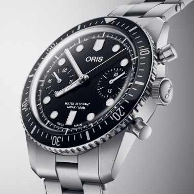 Oris Divers Sixty-Five Chronograph automatic black dial steel bracelet 40 mm