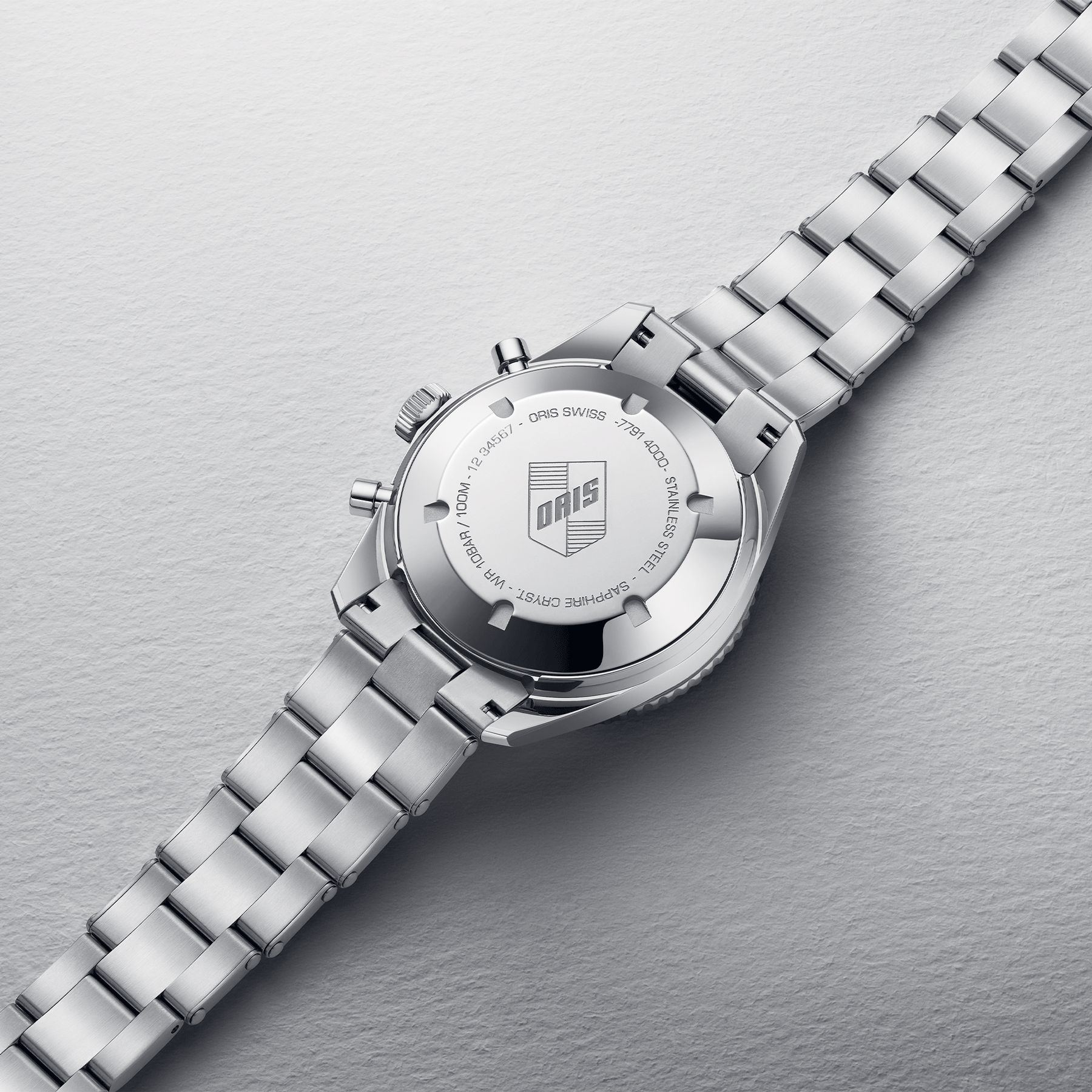 Montre Oris Divers Sixty-Five Chronographe automatique cadran noir bracelet acier 40 mm