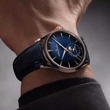 Jaeger-LeCoultre Master Ultra Thin Moon automatic pink gold watch blue dial blue leather strap 39 mm