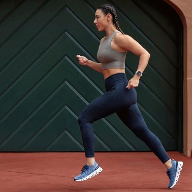 Montre connectée Garmin Venu 3S Soft Gold bracelet cuir lin 41 mm 010-02785-55