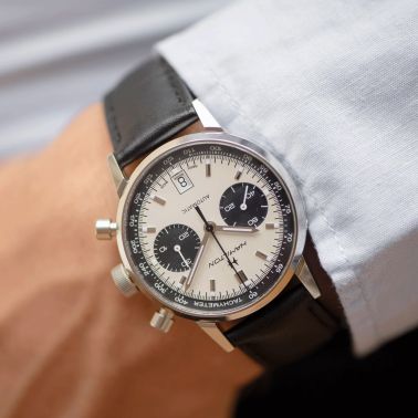 Montre Hamilton American Classic Intra-Matic cadran blanc bracelet cuir noir 40 mm H38416711