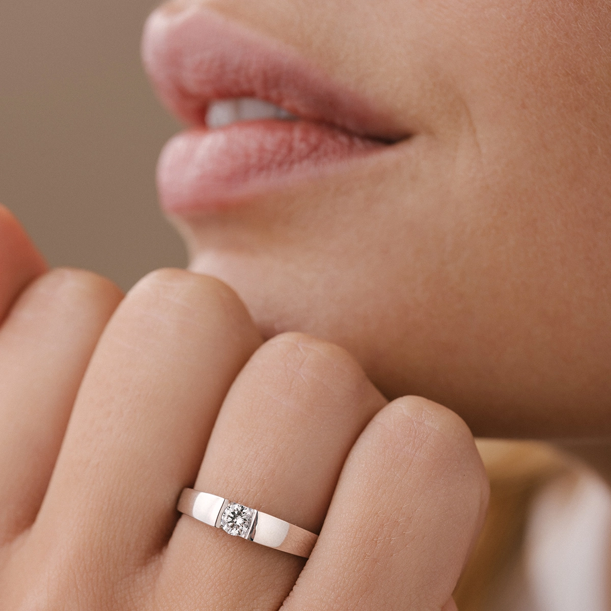 Lepage Audacieuse engagement ring in white gold and diamond