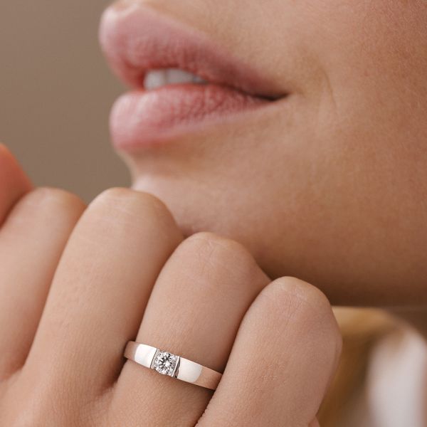 Solitaire Lepage Audacieuse en or jaune diamant