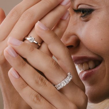 Lepage Mondaine engagement ring in white gold and diamond