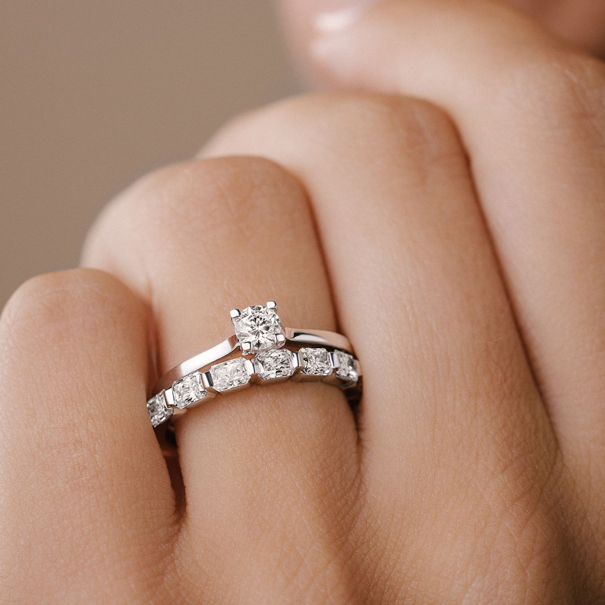 Alliance Lepage Fougueuse en or rose et diamants taille radiant