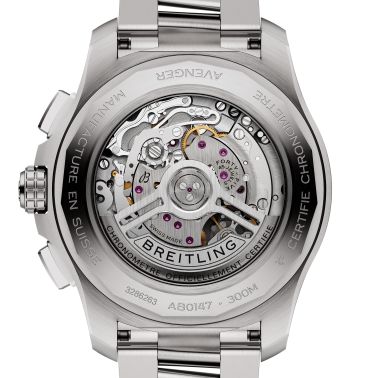 Montre Breitling Avenger B01 Chronograph automatique cadran noir bracelet acier 44 mm AB0147101B1A1