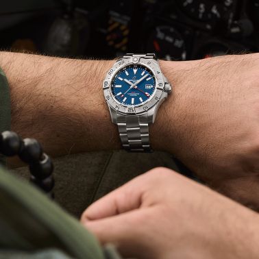 Breitling Avenger B01 Chronograph automatic watch blue dial steel bracelet 44 mm