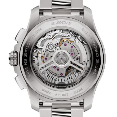 Montre Breitling Avenger B01 Chronograph automatique cadran vert bracelet acier 44 mm AB0147101L1A1