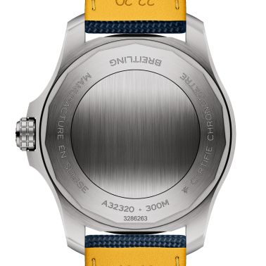 Breitling Avenger GMT automatic watch blue dial blue leather strap 44 mm