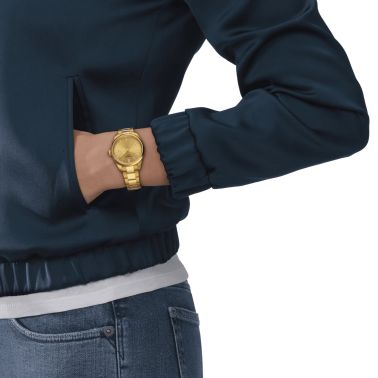 Montre Tissot T-Classic PR 100 quartz cadran champagne bracelet acier pvd or jaune 34 mm T150.210.33.021.00