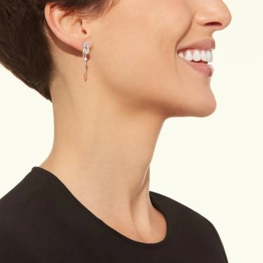 Boucle d'oreille Fred Chance Infinie en or blanc et diamants