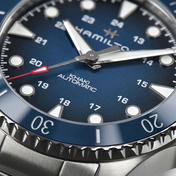 Hamilton Khaki Navy Scuba automatic watch blue dial steel bracelet 43 mm