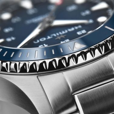 Hamilton Khaki Navy Scuba automatic watch blue dial steel bracelet 43 mm