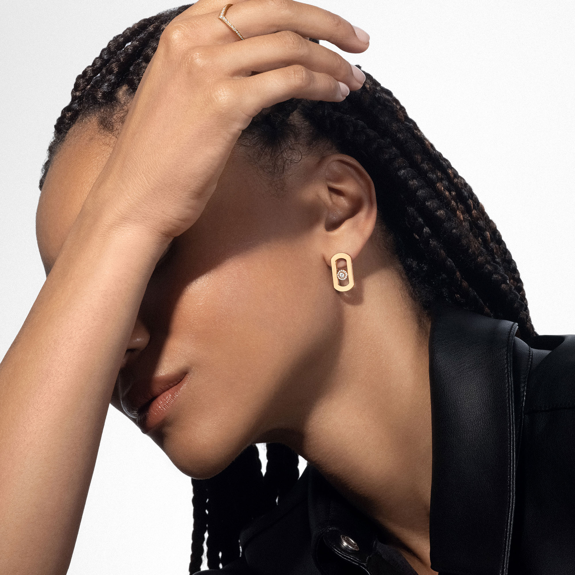 Boucles d'oreilles Messika So Move Pavé en or jaune et diamant