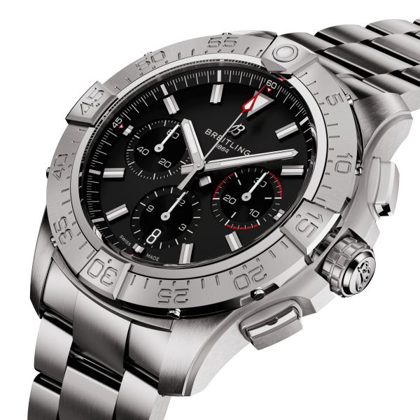 Montre Breitling Avenger B01 Chronograph automatique cadran noir bracelet acier 44 mm AB0147101B1A1