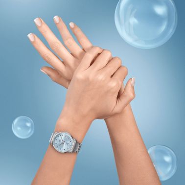 Montre Mido Commander Lady automatique cadran bleu bracelet acier 35 mm M021.207.11.041.00