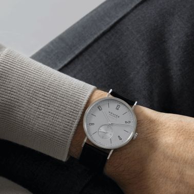 Montre Nomos Tangente Neomatik Gris Platine automatique cadran galvanisé bracelet cuir noir 39 mm 143