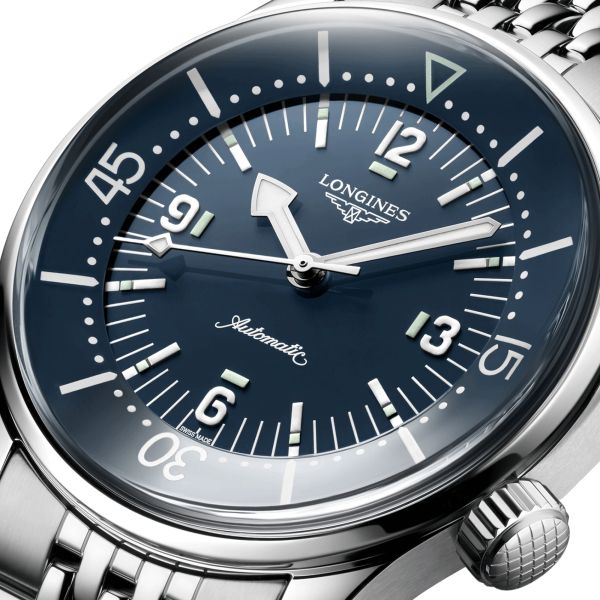 Montre Longines Legend Diver automatique cadran bleu bracelet acier 39 mm L3.764.4.90.6