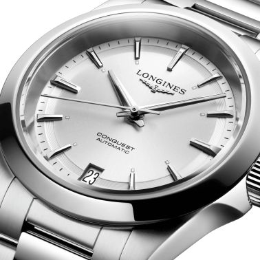 Montre Longines Conquest 2023 automatique cadran argenté bracelet acier 34 mm L3.430.4.72.6