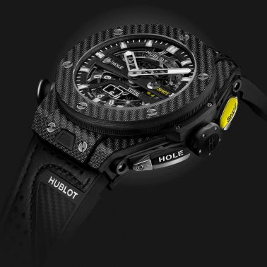 Montre Hublot Big Bang Unico Golf Black Carbon automatique cadran squelette bracelet caoutchouc noir et cuir blanc 45 mm 416.YT.