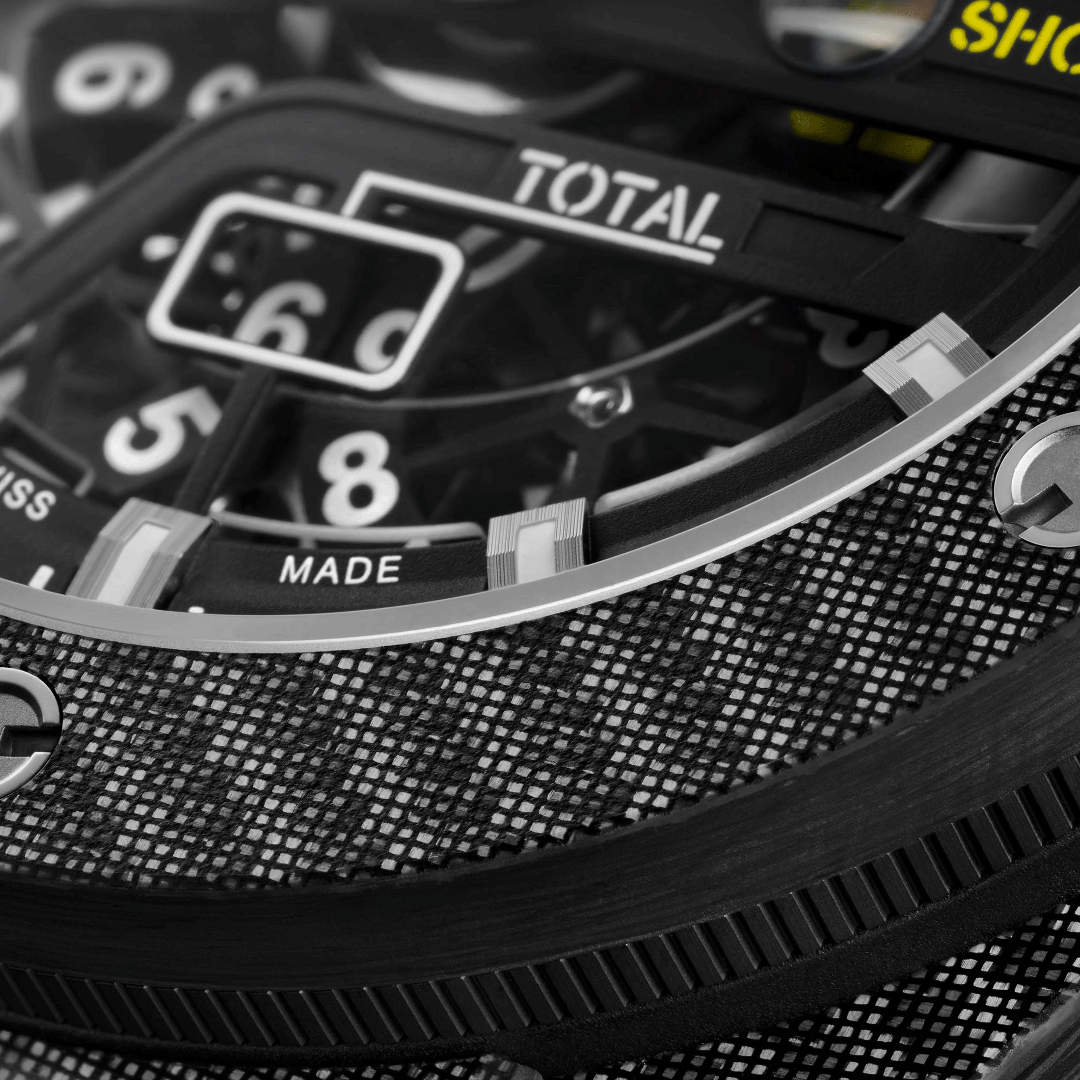 Montre Hublot Big Bang Unico Golf Black Carbon automatique cadran squelette bracelet caoutchouc noir et cuir blanc 45 mm 416.YT.