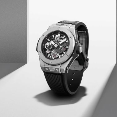 Montre Hublot Big Bang Meca-10 Titanium mécanique cadran squelette bracelet caoutchouc noir 45 mm 414.NI.1123.RX