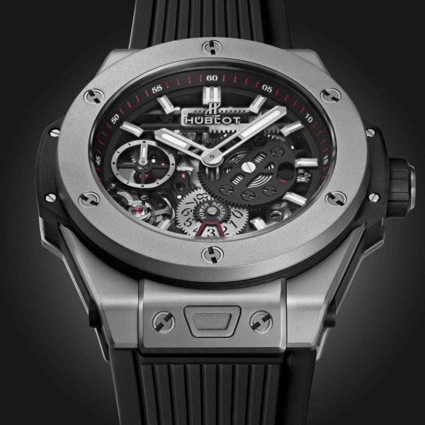 Montre Hublot Big Bang Meca-10 Titanium mécanique cadran squelette bracelet caoutchouc noir 45 mm 414.NI.1123.RX